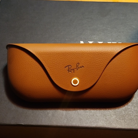 Ray-Ban Tan Leather META Sunglasses Case. NEW. - Picture 4 of 5
